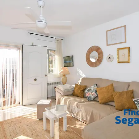 Hotel Casa El Vendrell, 3 Dormitorios, 6 Personas - Es-320-9