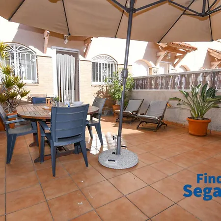 Hotel Casa El Vendrell, 3 Dormitorios, 6 Personas - Es-320-9 *